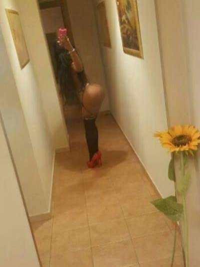 YANET escort donne Campobasso