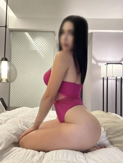 Giulia escort donne Rimini