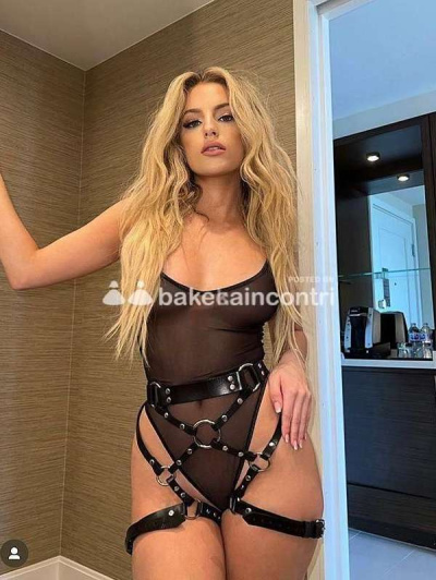 CHIARA escort donne Napoli