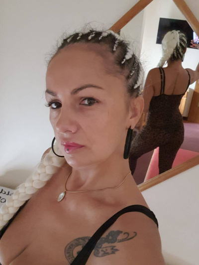 Nella escort donne Lucca