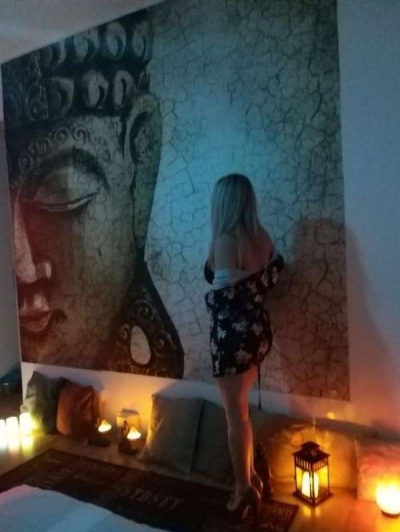 MASSAGGIATRICE TANTRICA escort donne Verona