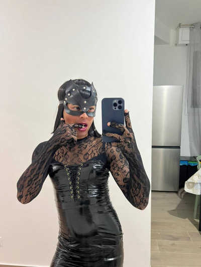 Bruna Brasiliana trans Parma