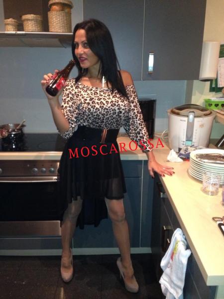 HOT SEXY GIRLS WITH BIG BOOBS Hot mom and teens
