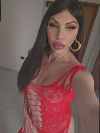 Sabrina trans Taranto