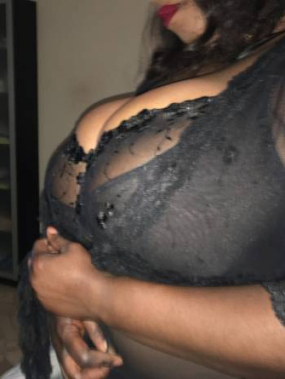 CYNTHIA  MAGGIORATA NATURALE escort donne Brescia