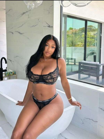 TROIA escort donne Varese